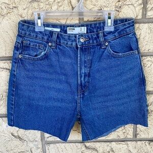 Mom Jean Shorts Dark wash Denim Bershka Size 4
